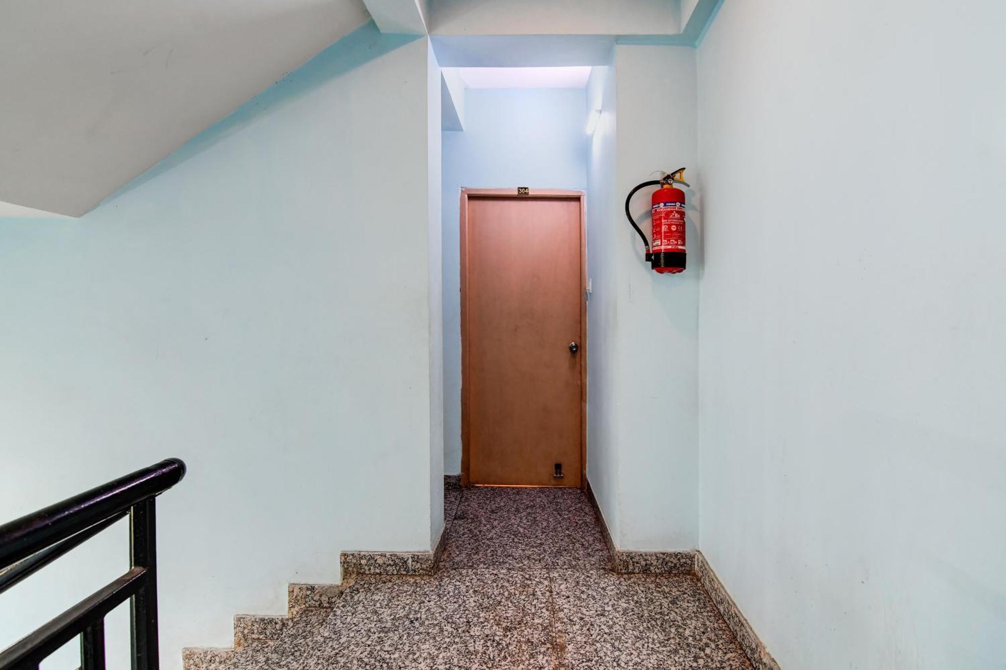 Hotel O Casa Astra Kolkata Luaran gambar